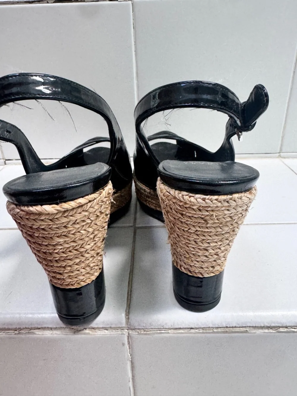 Stuart Weitzman never worn inch